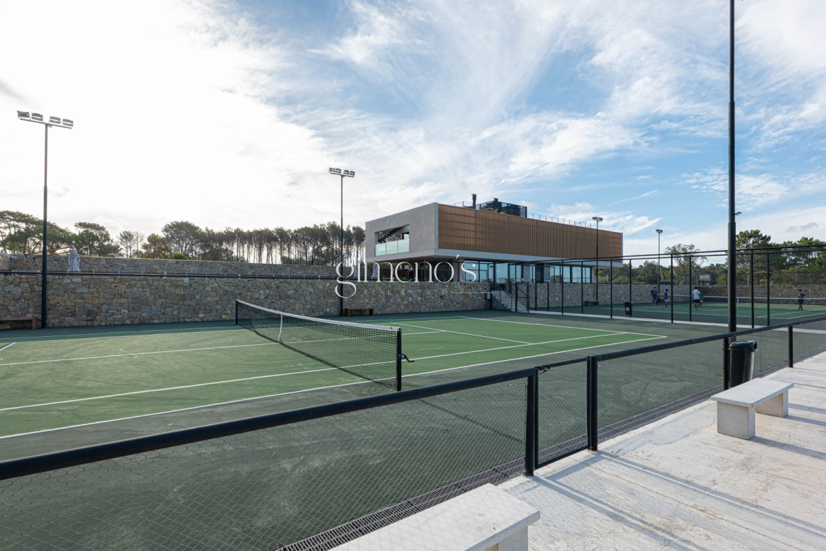 Casa ID.1129 - Casa en Venta a Estrenar 3 suites en La Cañada - Distrito 52 - Punta del Este  