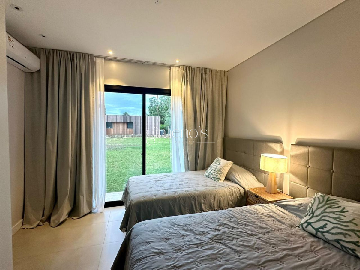 Casa ID.176 - Alquiler de Casa 3 Dormitorios en barrio Privado - Las Magnolias - San Rafael - Punta del Este 