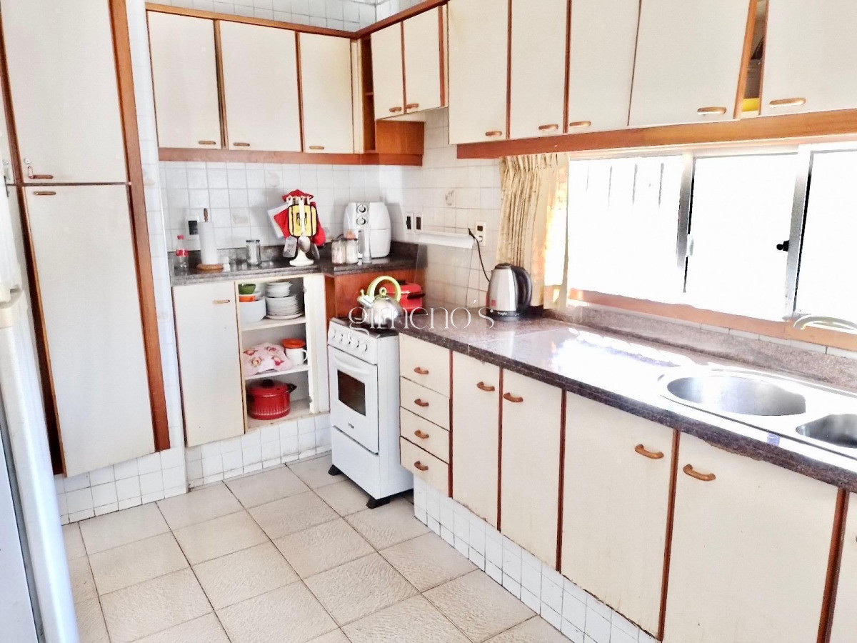 Casa ID.390 - Casa de 4 Dormitorios - Alquiler de Verano - Punta del Este - Mansa