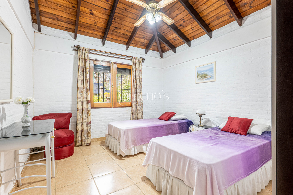 Casa ID.182 - Casa en Venta 3 Dormitorios - Punta del Este- Cantegril