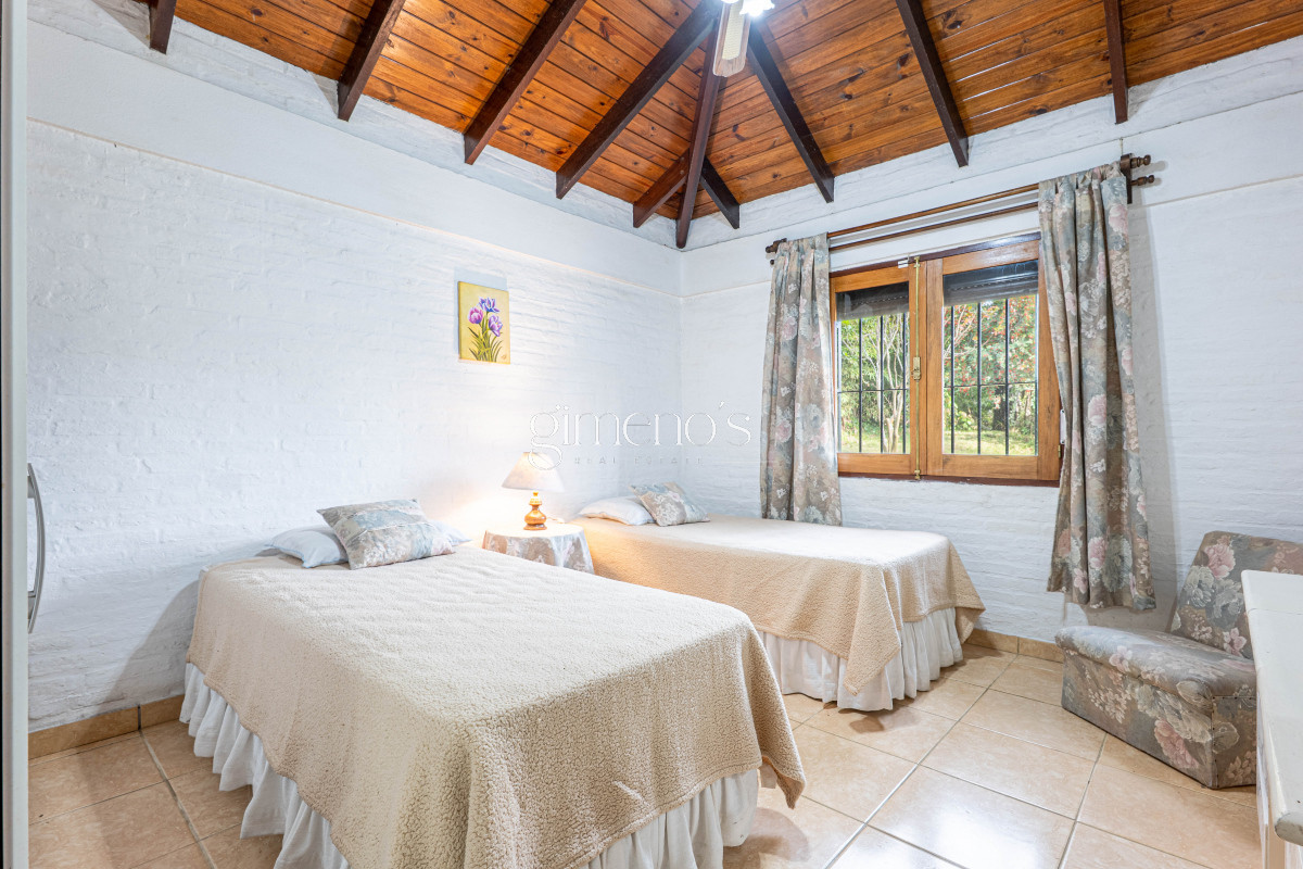 Casa ID.182 - Casa en Venta 3 Dormitorios - Punta del Este- Cantegril