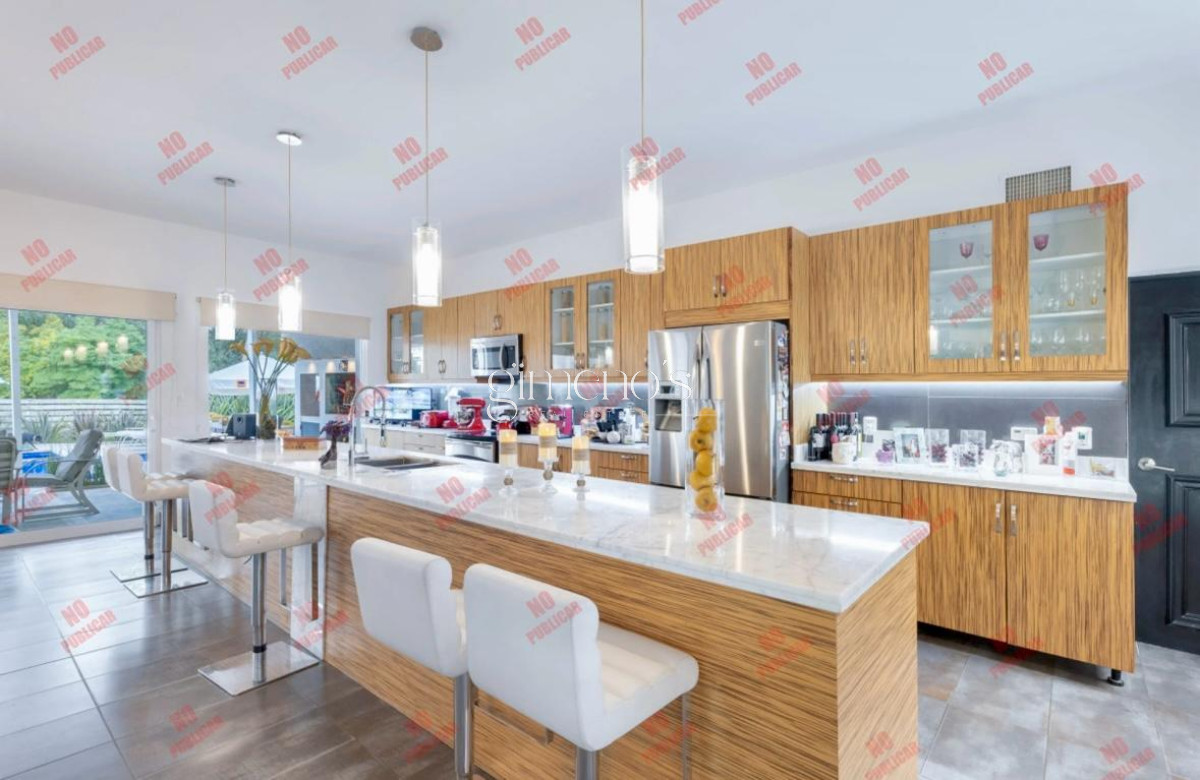 Casa ID.306 - VENTA CASA 3 DORMITORIOS, PUNTA DEL ESTE, PINARES