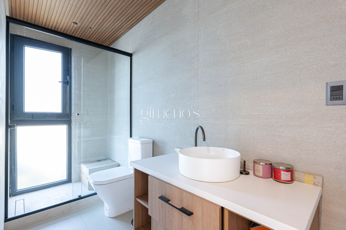 Casa ID.1129 - Casa en Venta a Estrenar 3 suites en La Cañada - Distrito 52 - Punta del Este  