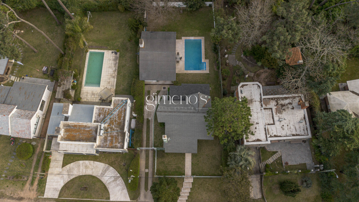 Casa ID.298 - Venta Casa 3 Dormitorios y Dependencia - Punta del Este - Playa Mansa 