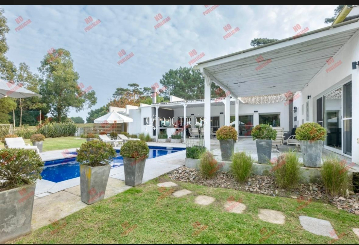 Casa ID.306 - VENTA CASA 3 DORMITORIOS, PUNTA DEL ESTE, PINARES