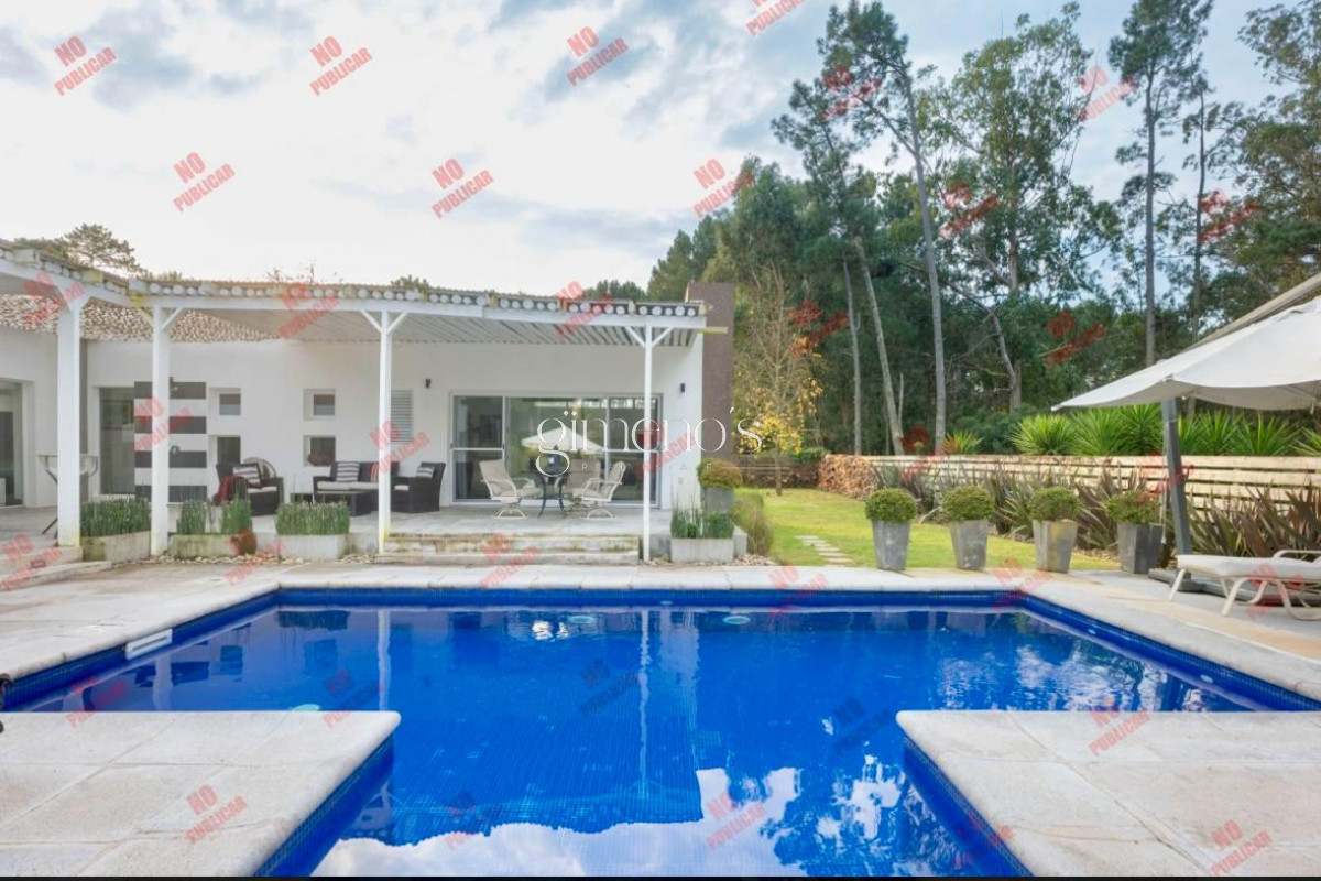 Casa ID.306 - VENTA CASA 3 DORMITORIOS, PUNTA DEL ESTE, PINARES