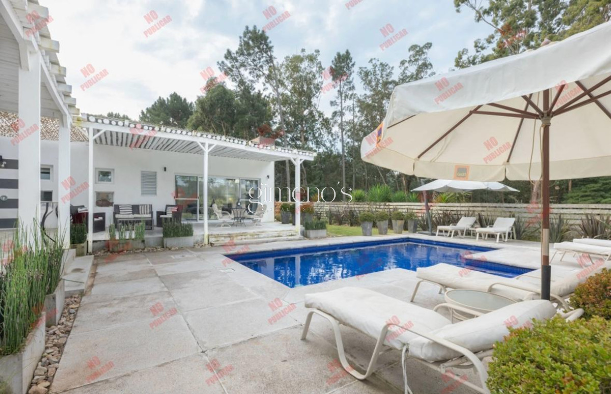 Casa ID.306 - VENTA CASA 3 DORMITORIOS, PUNTA DEL ESTE, PINARES