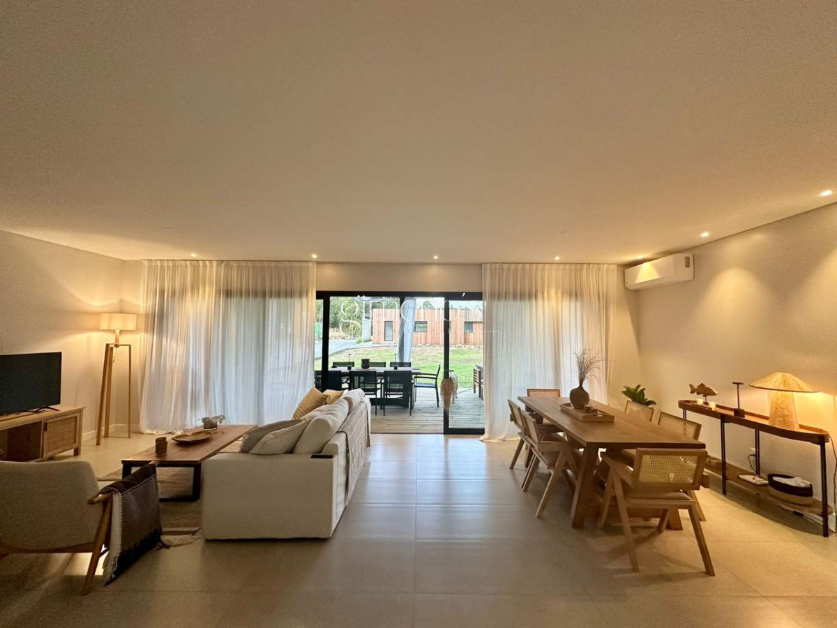 Casa ID.176 - Alquiler de Casa 3 Dormitorios en barrio Privado - Las Magnolias - San Rafael - Punta del Este 