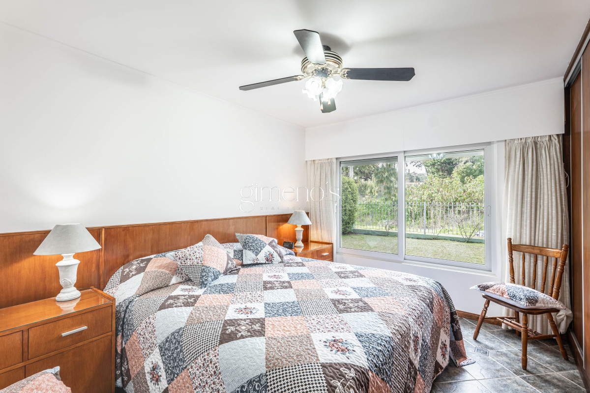 Casa ID.298 - Venta Casa 3 Dormitorios y Dependencia - Punta del Este - Playa Mansa 