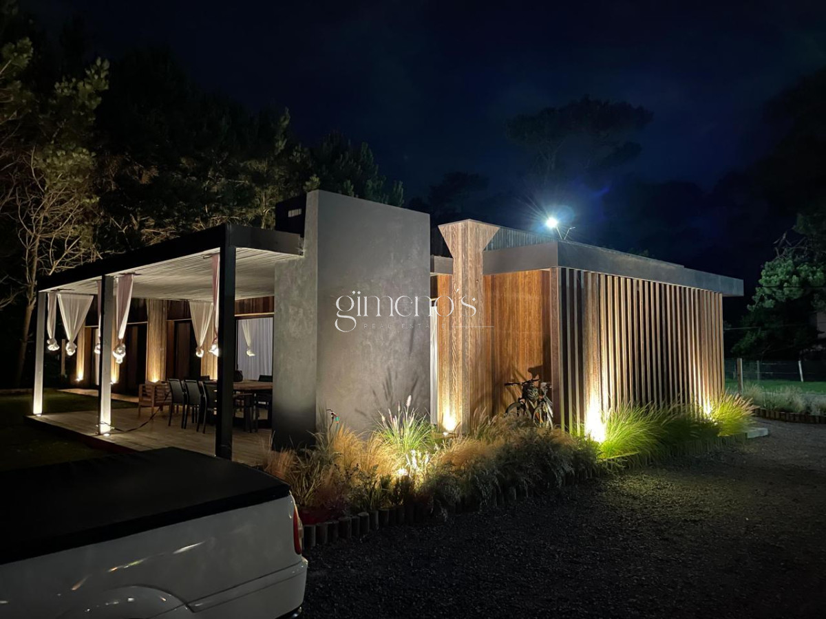 Casa ID.176 - Alquiler de Casa 3 Dormitorios en barrio Privado - Las Magnolias - San Rafael - Punta del Este 