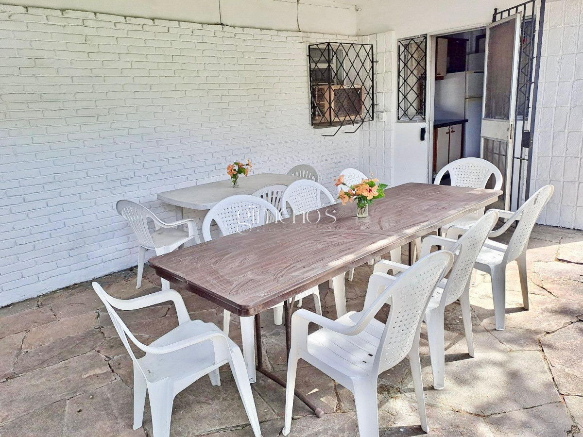 Casa ID.390 - Casa de 4 Dormitorios - Alquiler de Verano - Punta del Este - Mansa