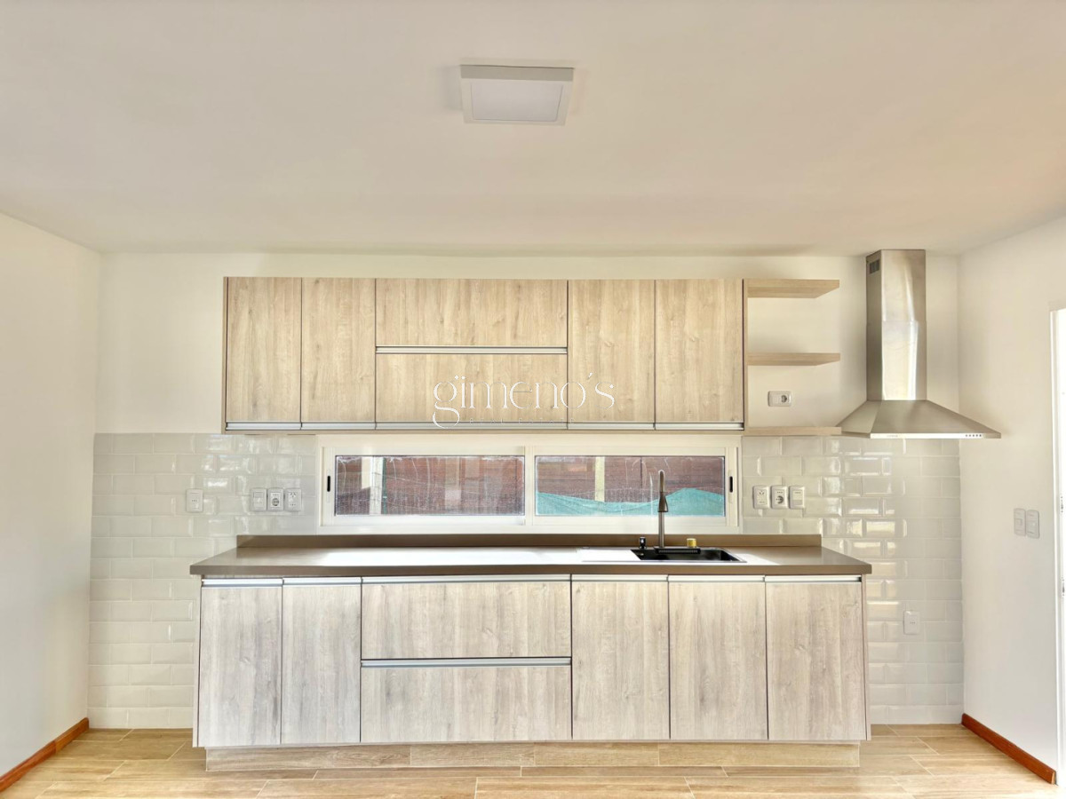 Casa ID.1580 - Casa En Venta 3 Dormitorios- Pinares - Punta del Este 
