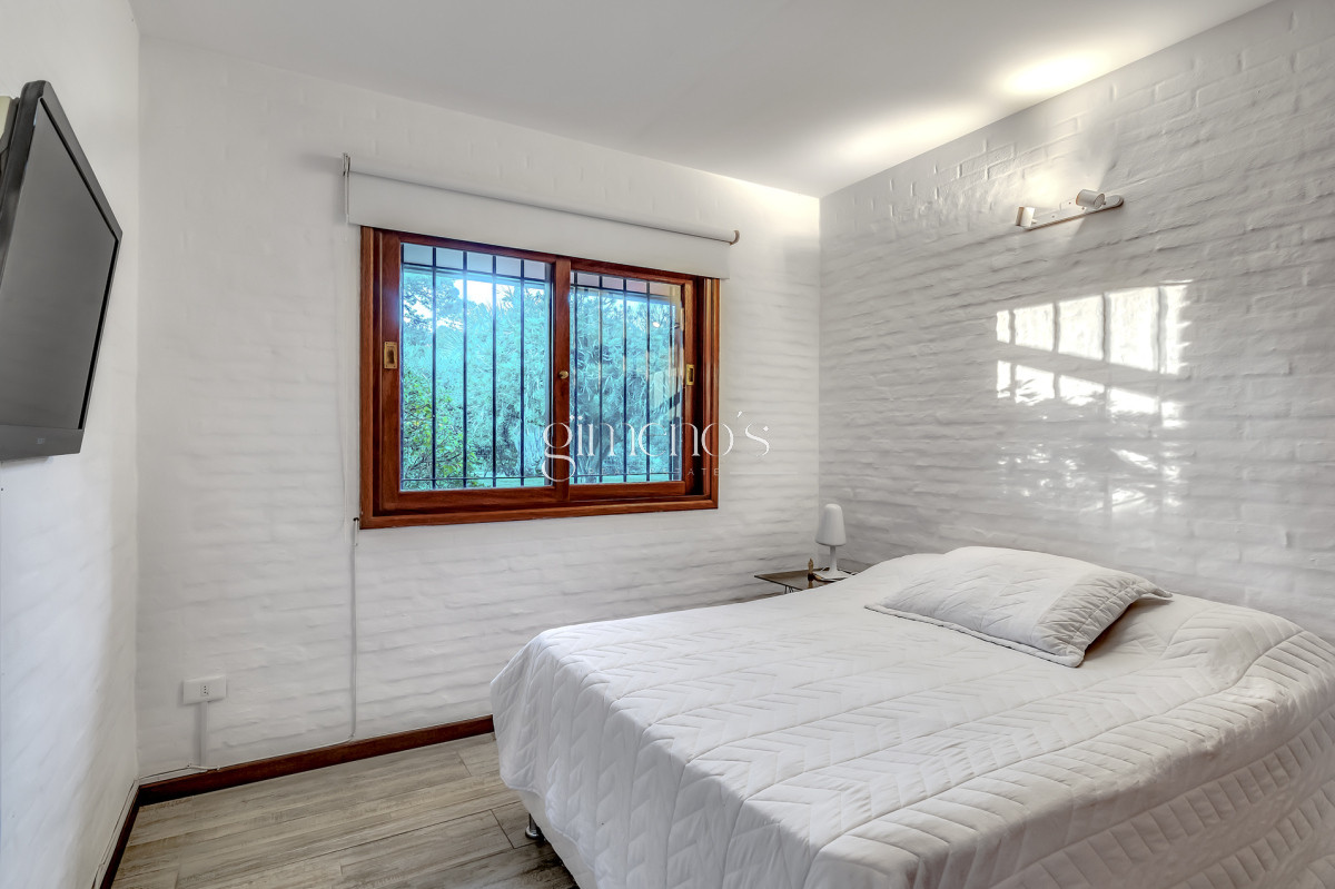 Casa ID.7 - Alquiler Verano Casa de 4 dormitorios en Punta del Este a próxima del Mar, San Rafael 