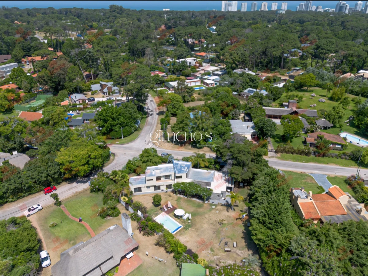 Casa ID.417 - Casa Minimalista en Marly - Punta del Este