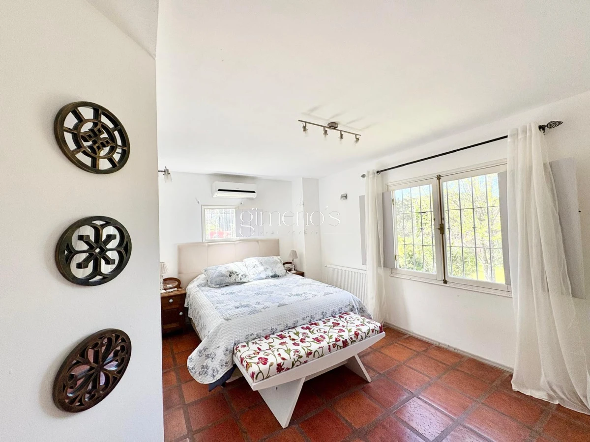 Casa ID.352 - Casa Tradicional en Alquiler de Verano - Playa Brava, Punta del Este