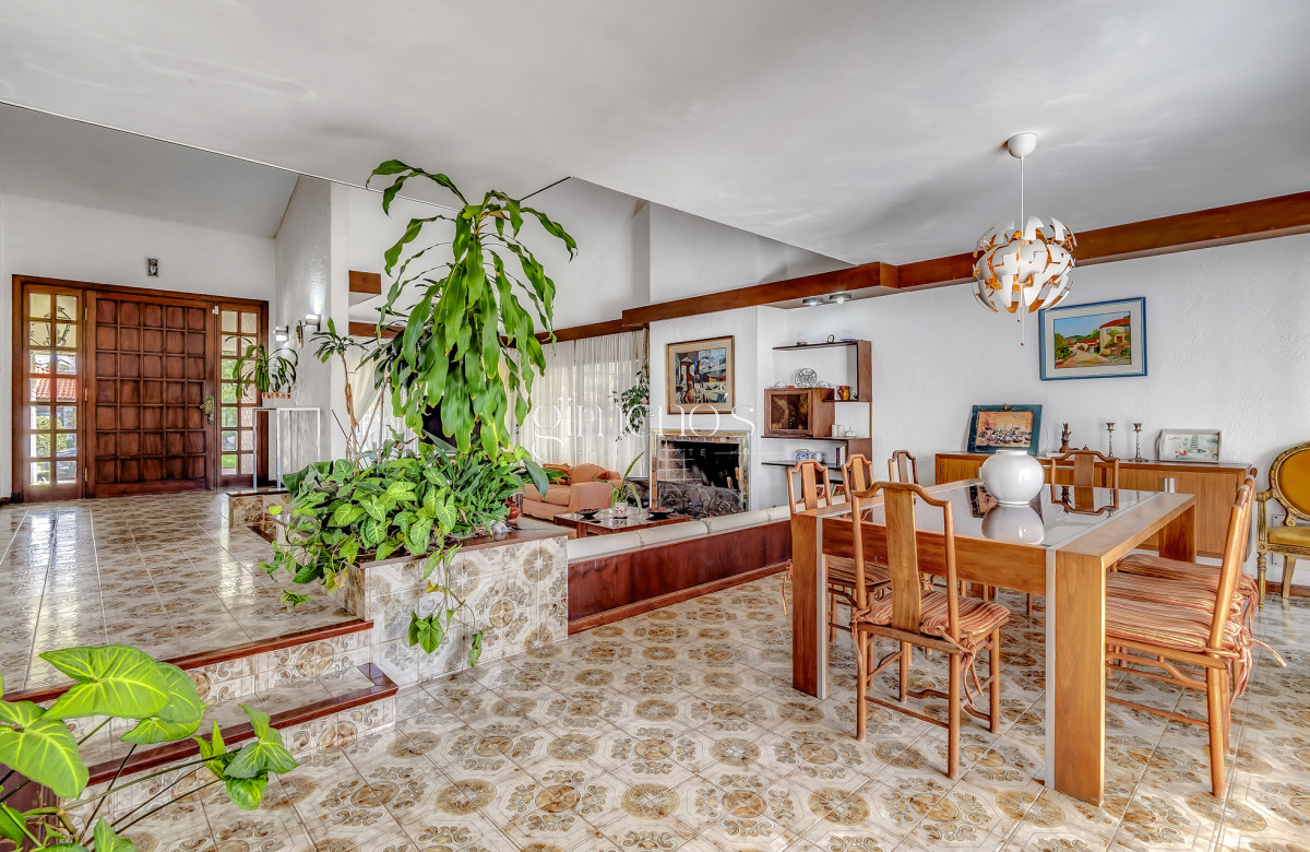 Casa ID.129 - Casa en Venta 3 Dormitorios - Playa Mansa - Punta del Este 