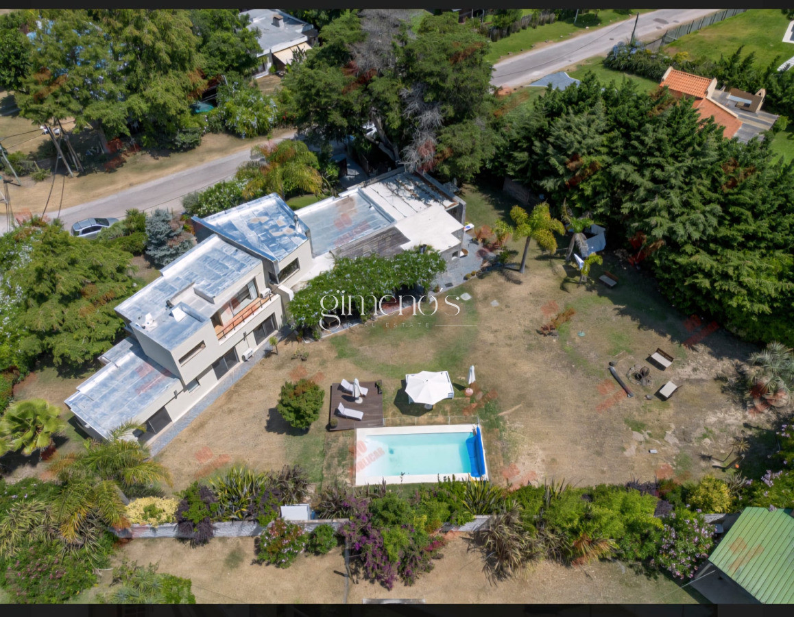 Casa ID.417 - Casa Minimalista en Marly - Punta del Este