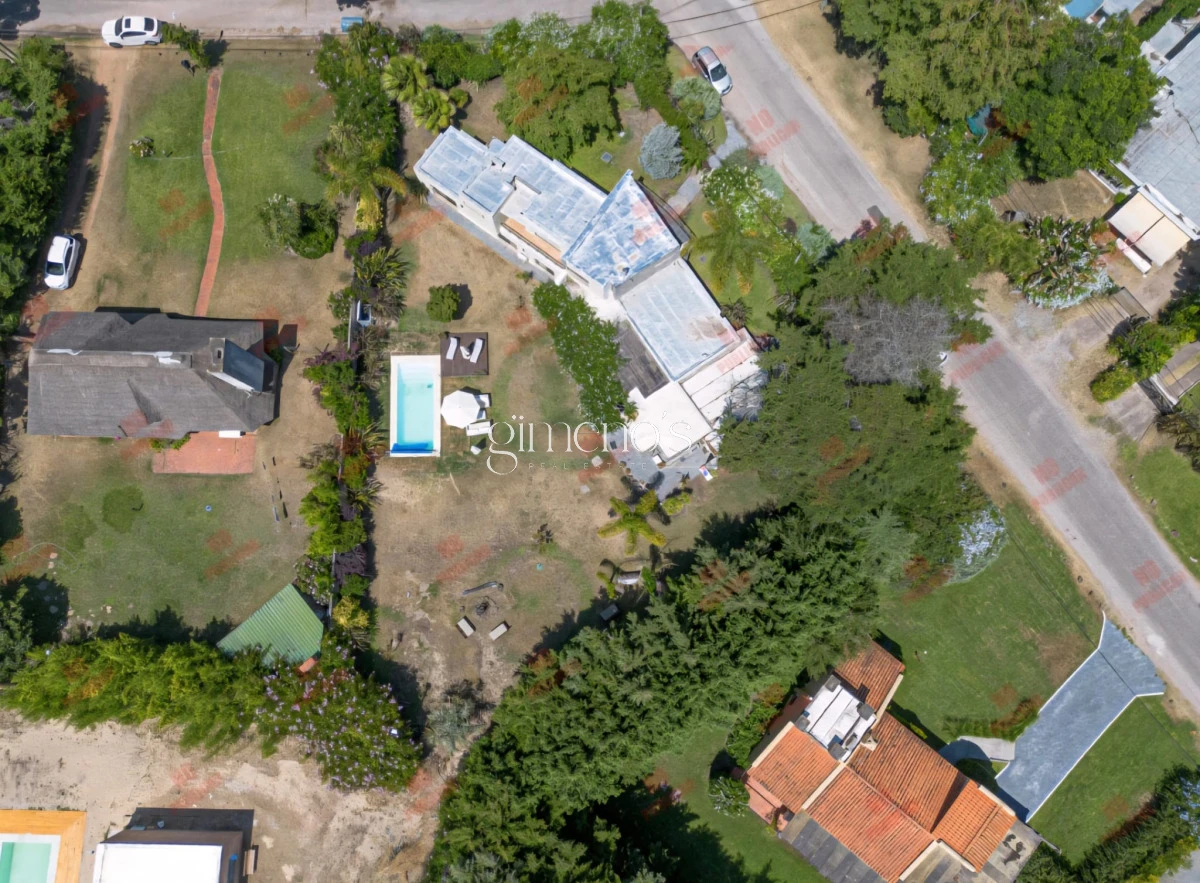 Casa ID.417 - Casa Minimalista en Marly - Punta del Este