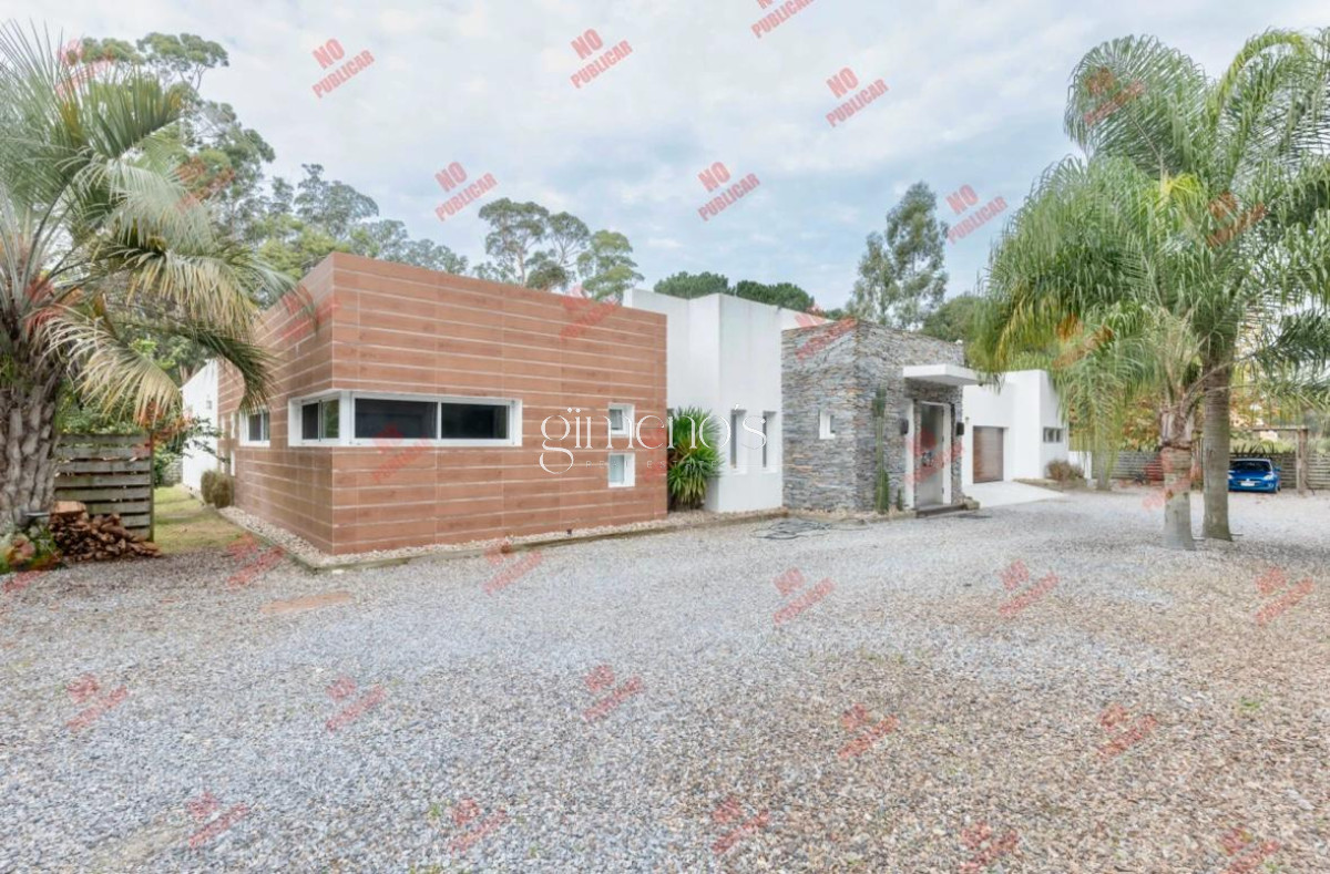 Casa ID.306 - VENTA CASA 3 DORMITORIOS, PUNTA DEL ESTE, PINARES