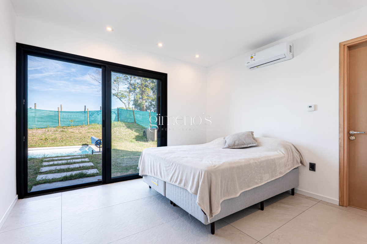 Casa ID.1129 - Casa en Venta a Estrenar 3 suites en La Cañada - Distrito 52 - Punta del Este  