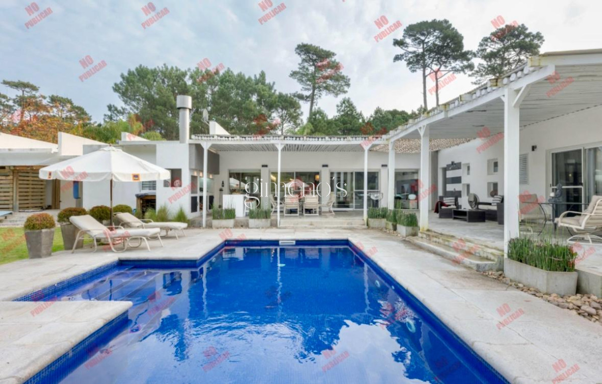 Casa ID.306 - VENTA CASA 3 DORMITORIOS, PUNTA DEL ESTE, PINARES