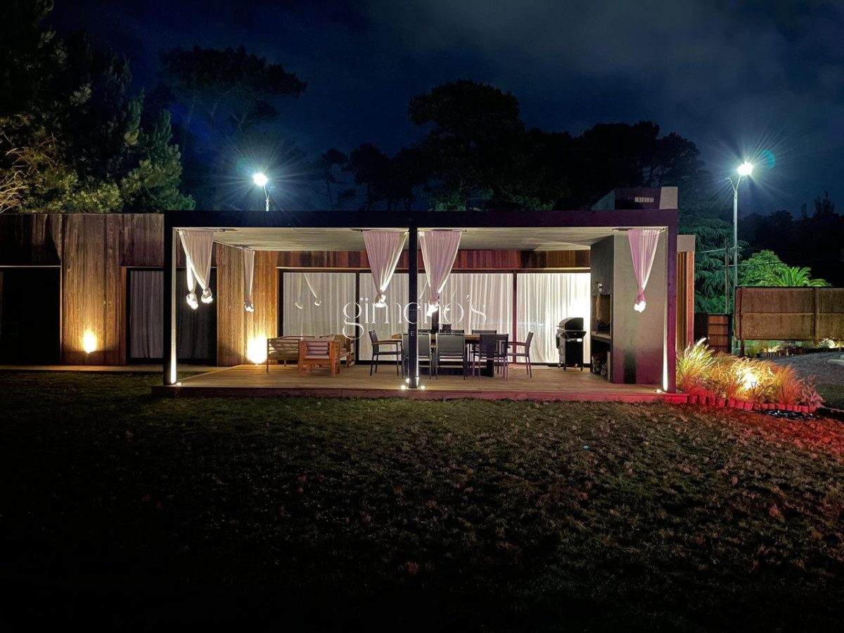 Casa ID.176 - Alquiler de Casa 3 Dormitorios en barrio Privado - Las Magnolias - San Rafael - Punta del Este 