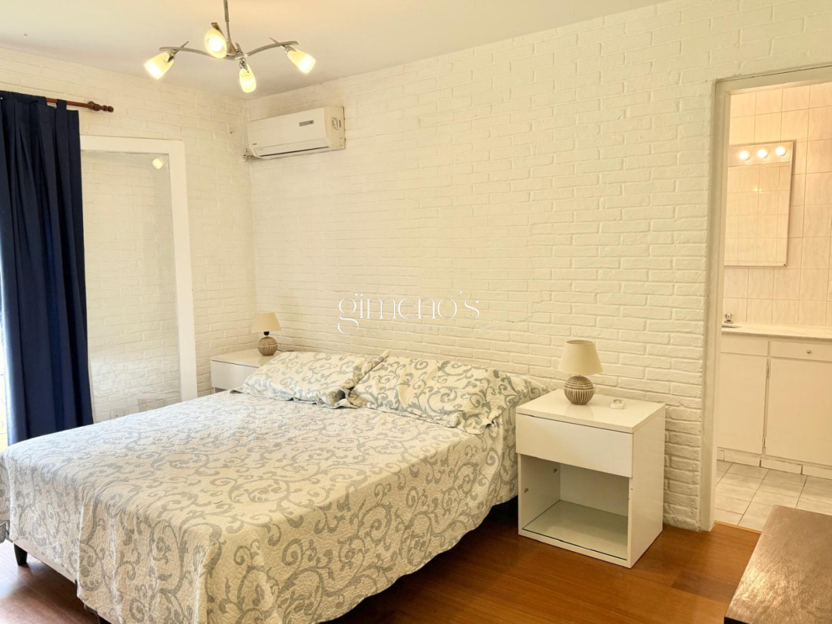 Casa ID.686 - Casa de 4 Dormitorios, Mansa-Punta del Este