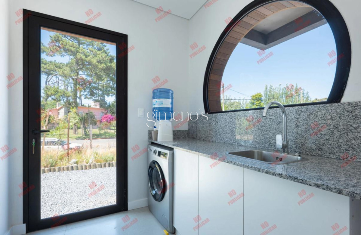 Casa ID.176 - Alquiler de Casa 3 Dormitorios en barrio Privado - Las Magnolias - San Rafael - Punta del Este 