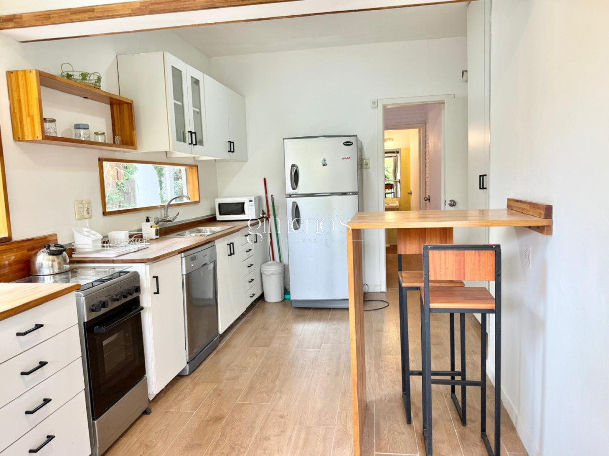 Casa ID.686 - Casa de 4 Dormitorios, Mansa-Punta del Este