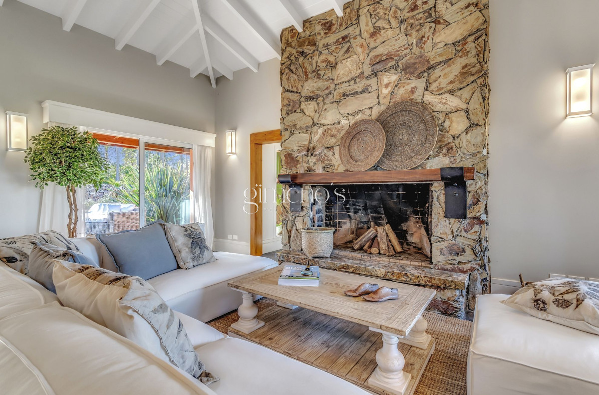 Casa ID.303 - Casa en Venta 4 Dormitorios - Laguna del Diario - Punta del Este 