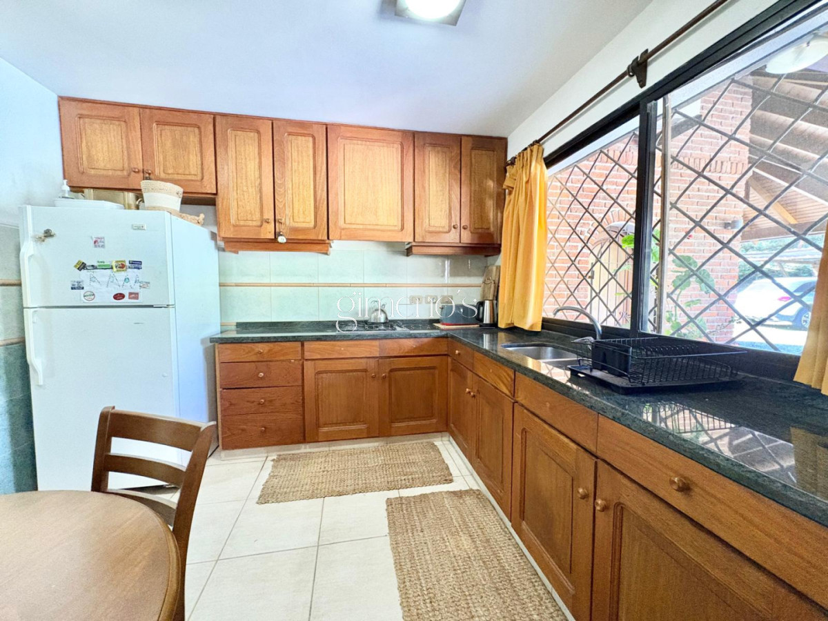 Casa ID.530 - Casa de 4 Dormitorios - Alquiler de Verano - Punta del Este - Mansa