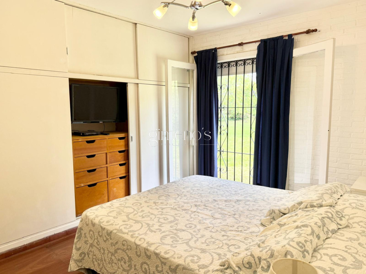 Casa ID.686 - Casa de 4 Dormitorios, Mansa-Punta del Este