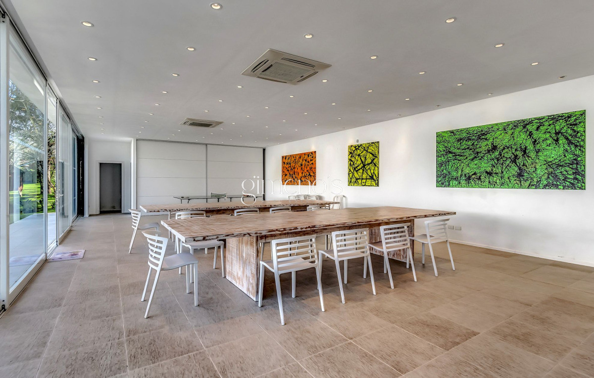 Casa ID.330 - Casa  en Venta 3 Dormitorios en el Barrio Golf Punta del Este - Playa Brava