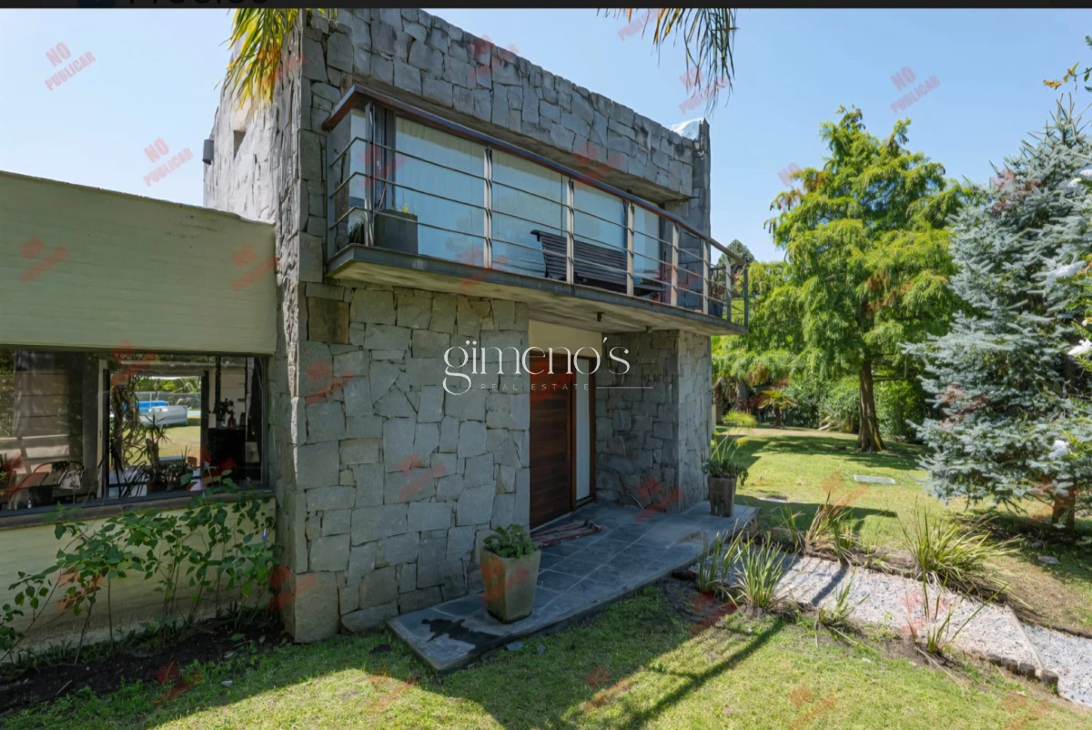 Casa ID.417 - Casa Minimalista en Marly - Punta del Este