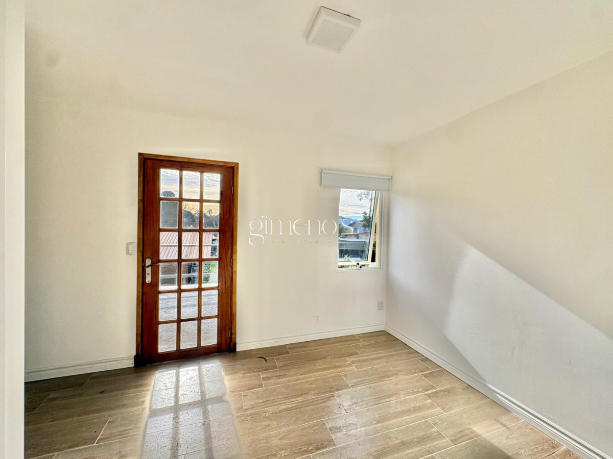 Casa ID.1580 - Casa En Venta 3 Dormitorios- Pinares - Punta del Este 