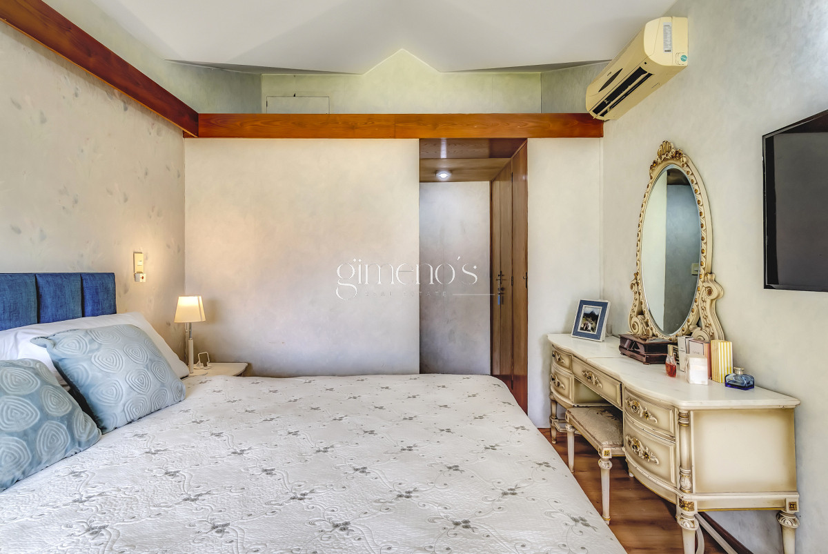 Casa ID.129 - Casa en Venta 3 Dormitorios - Playa Mansa - Punta del Este 