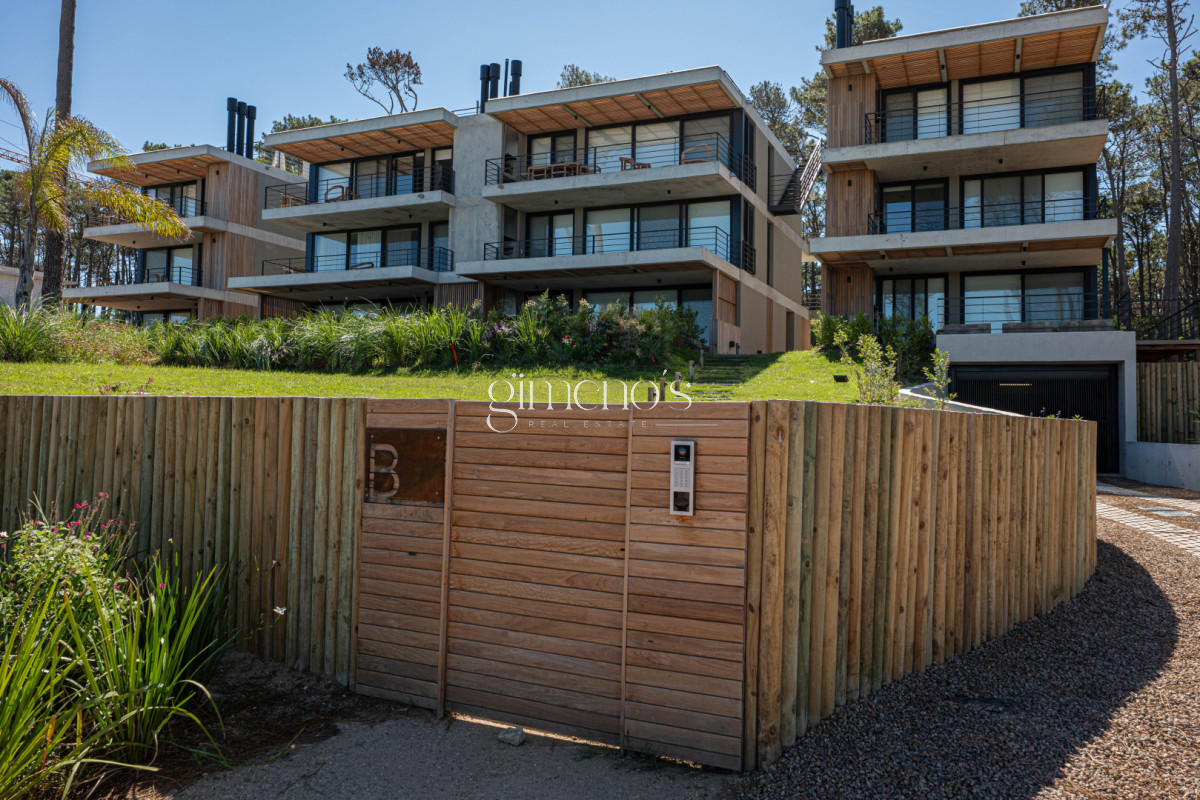 Apartamento ID.1144 - Apartamento en Venta, 2 Dormitorios, Jose Ignacio, La Juanita, Punta del Este