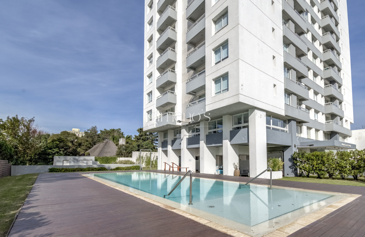 Apartamento ID.6 - Apartamento 2 dormitorios en Punta del Este, cerca de todos los servicios, Roosevelt.