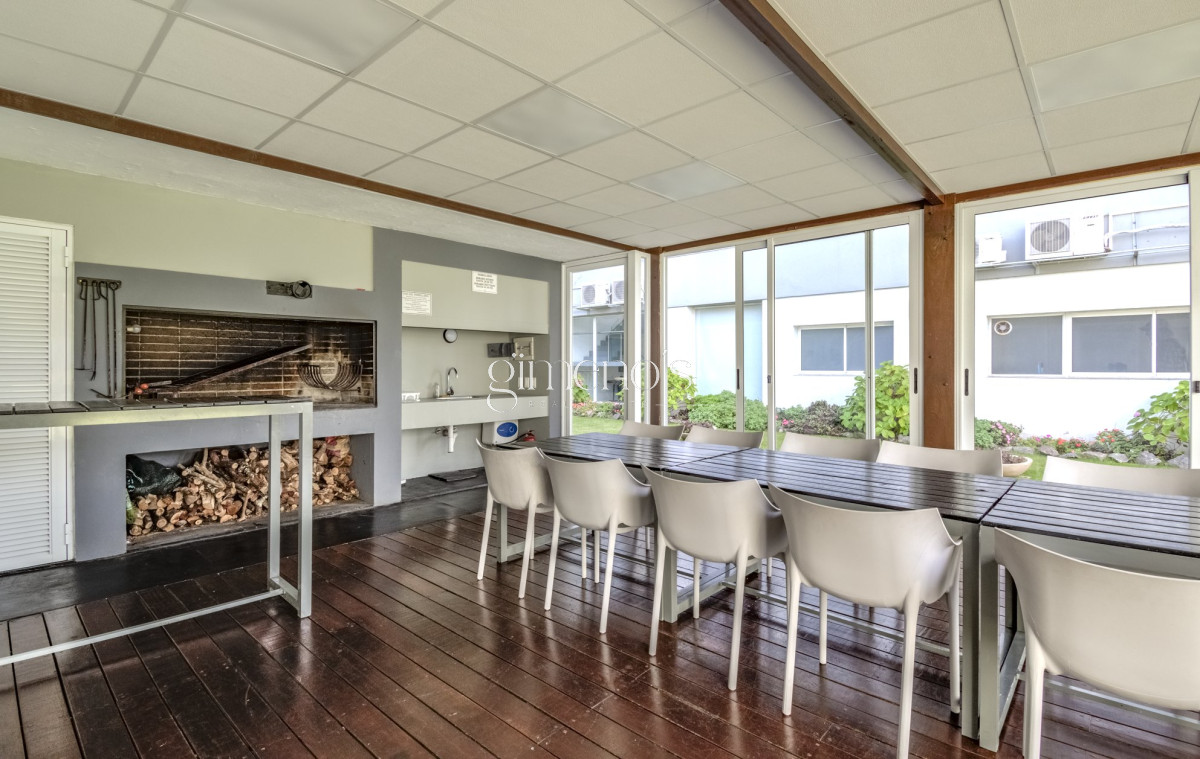 Apartamento ID.6 - Apartamento 2 dormitorios en Punta del Este, cerca de todos los servicios, Roosevelt.