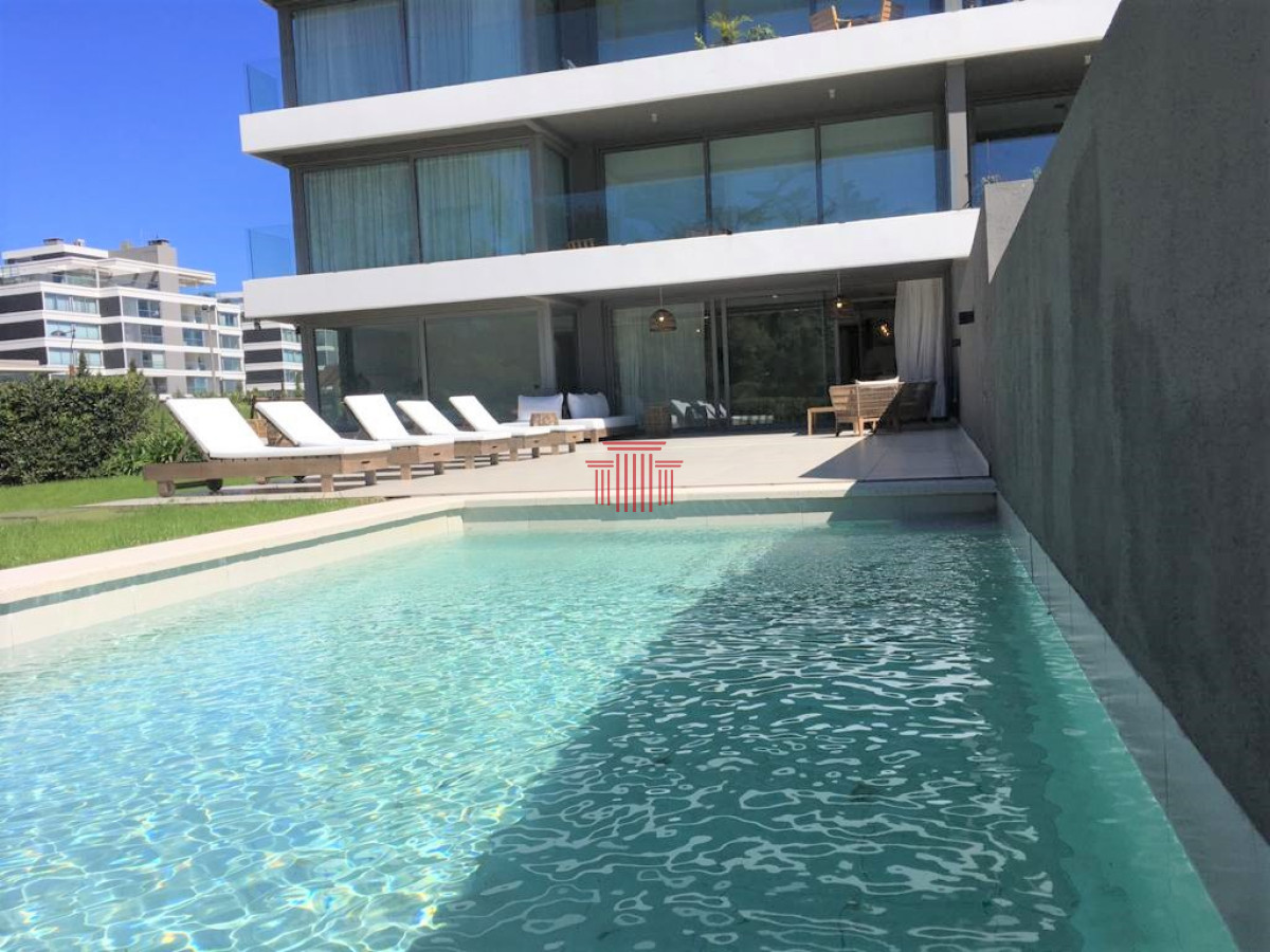 Magnifico apartamento en venta, playa brava - DYT13626A