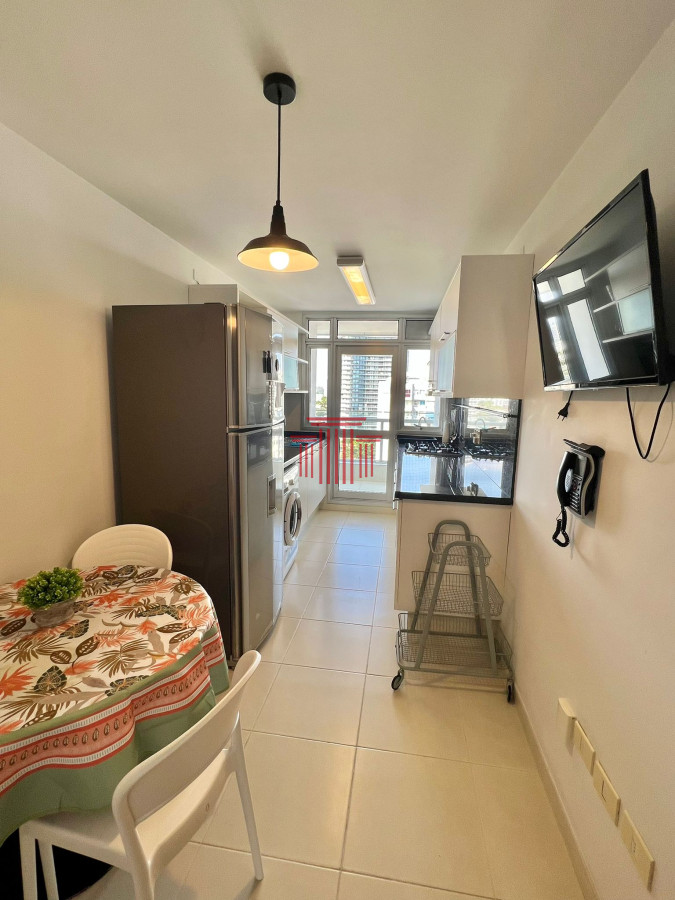 Apartamento ID.13891 - Apartamento en venta, Punta del Este