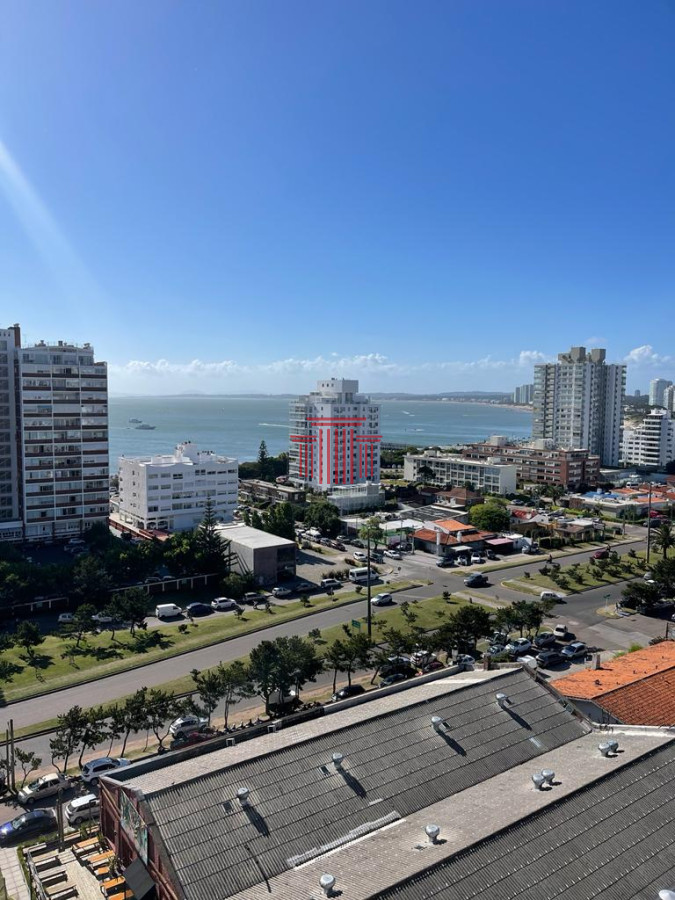 Apartamento ID.13963 - Apartamento en venta, playa brava Punta del Este