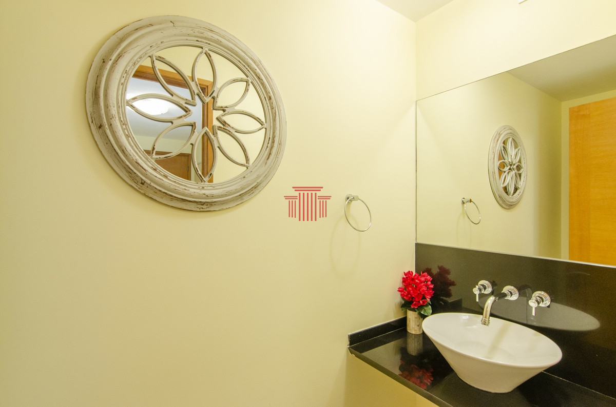 Apartamento ID.10195 - PISO ALTO CON VISTA A LA MANSA, AMPLIOS Y CÓMODOS AMBIENTES! INCLUYE TODAS LAS AMENIDADES!