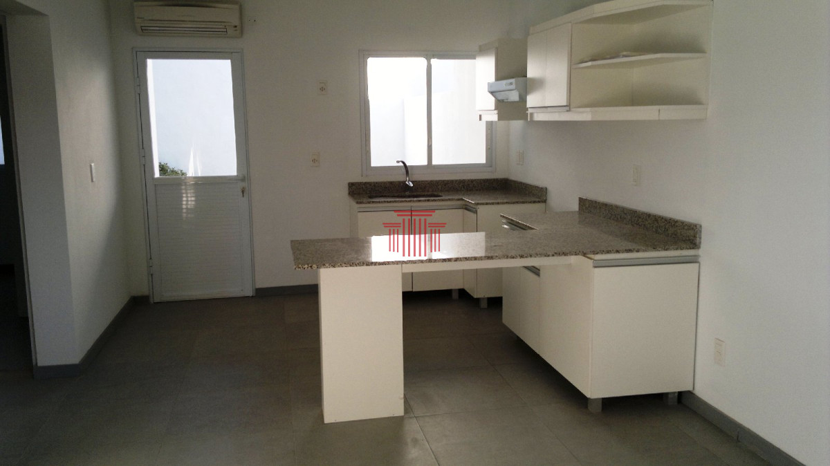 Apartamento ID.10766 - Apartamento en alquiler, Maldonado, 