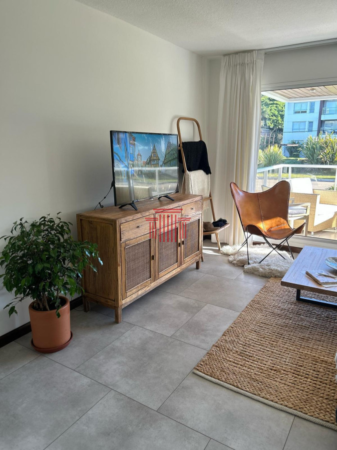 Apartamento ID.14020 - Encantador Apartamento a la venta en Playa Brava 