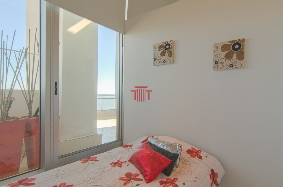 Apartamento ID.10206 - Apartamento en Punta del Este ,  playa mansa  Pent-house 