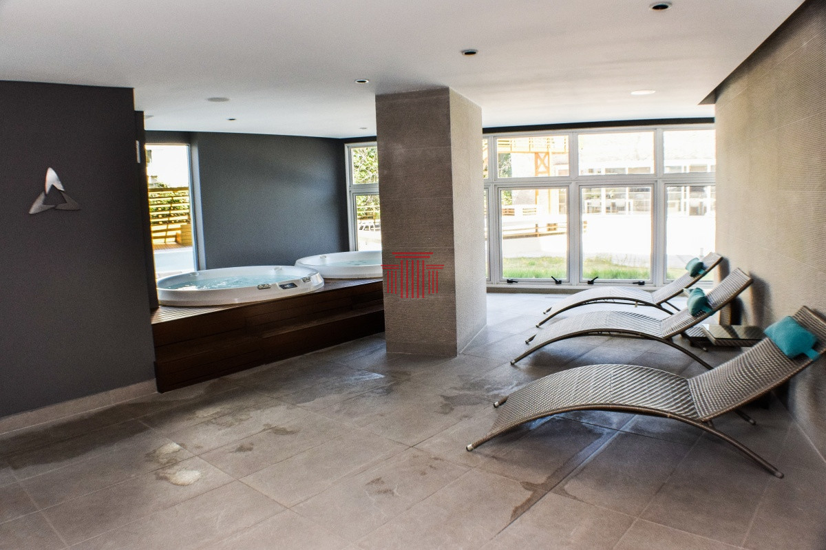 Apartamento ID.13102 - Apartamento en alquiler temporal, en Punta Del Este, Playa  brava.
