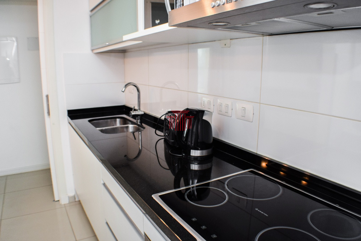 Apartamento ID.13102 - Apartamento en alquiler temporal, en Punta Del Este, Playa  brava.