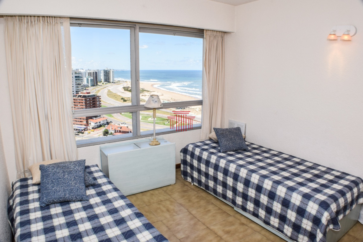 Apartamento ID.10773 - Apartamento en Punta del Este ,  Peninsula 