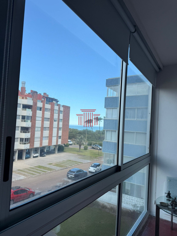 Apartamento ID.14018 - VENTA Y ALQUILER A PASOS DE PLAYA MANSA 